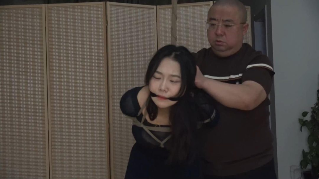 逍遥工作室最新拍摄 雯雯2-3