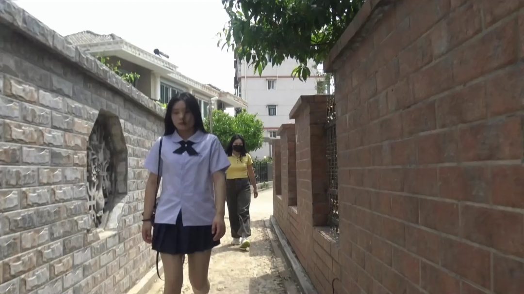 《女劫匪的胆大》 完整版-2
