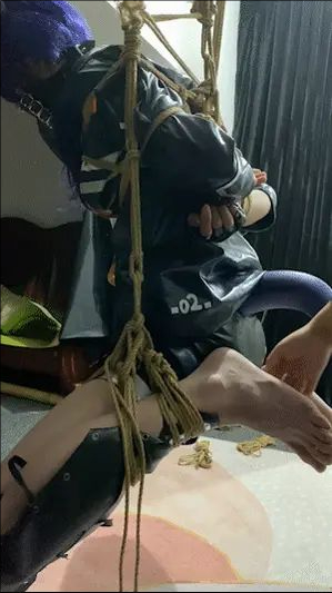 明日方舟cos 陈（初始皮肤）诗怀雅（初始皮肤）-4