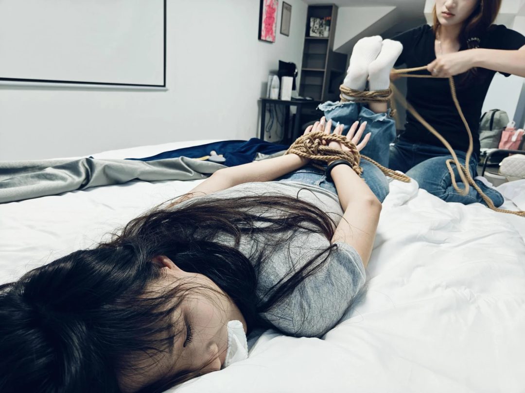 定拍体育生-1