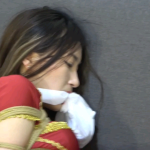 身穿“红色古装”的妹子的遭遇(完整版) 驷马,双手吊绑,白丝袜堵嘴,挠脚..