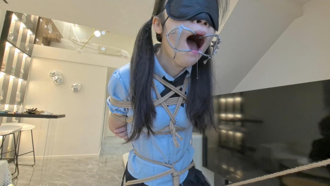 肉丝白袜小皮鞋 鼻勾口球 把绳子固定在股绳处走绳是一种什么样的体验 皮鞭的监督得来的结论是惨叫痛哭 鼻涕口水横飞 那跪着走呢?-4 肉丝白袜小皮鞋 鼻勾口球 把绳子固定在股绳处走绳是一种什么样的体验 皮鞭的监督得来的结论是惨叫痛哭 鼻涕口水横飞 那跪着走呢?-4