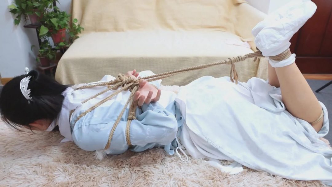 【得意客定拍】《次元三角·汐雪篇（上）》冷面女侠惨遭贼人暗算，绝世武功受制于东洋绳术？-14