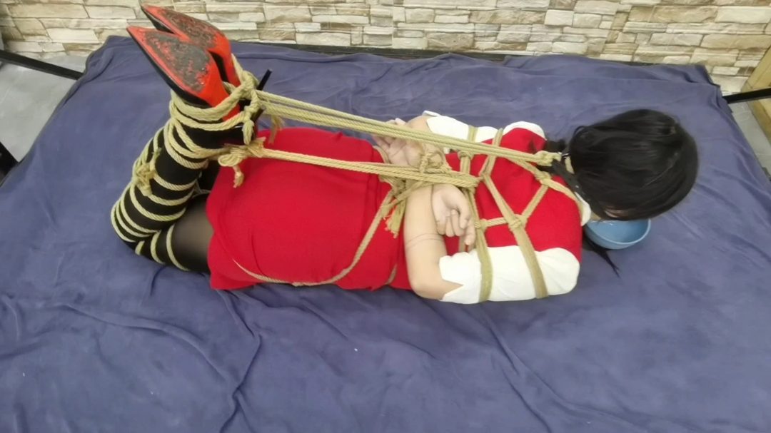 曼妮今天要挑战十种口的玩具,并口出狂言20种玩具也没问题..-4