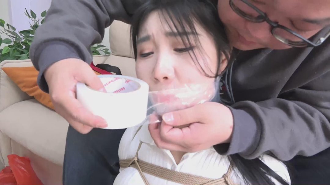 逍遥精拍作品《睡梦中的晗姑娘》上下合集，一个多小时的故事。-6