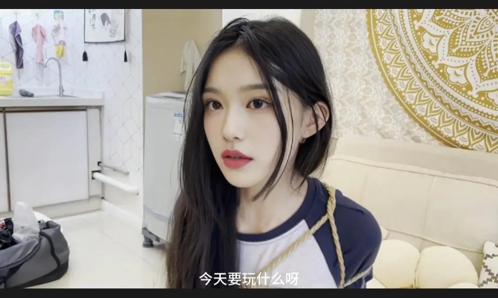 【爱吃冰淇淋的萝莉】【我的AI萝莉】像网红的小姐姐驷马体验～戴着口枷一定不好舔吧～-1
