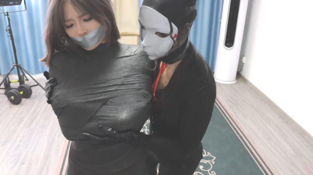 得意客定拍.潜入家中的蒙面女人02.被囚禁的女主绝地反杀变态蒙面女-5