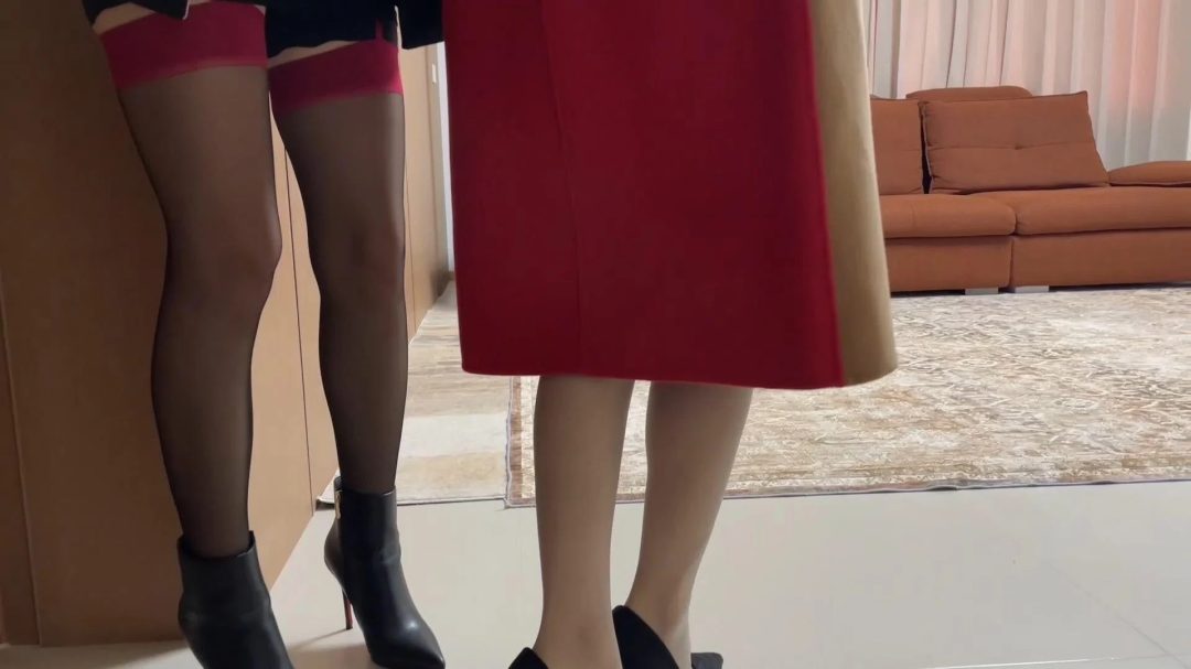 云雀定拍.公报私仇01.绑架惩罚刻薄的女总裁却意外遭遇屋中潜伏的神秘蒙面女人-2