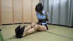 【嗷嗷】女搜查官捆绑挣脱挑战，第一期！五花后高手紧缚，她能否挑战成功并拿到钥匙呢？（有捆绑过程）-3