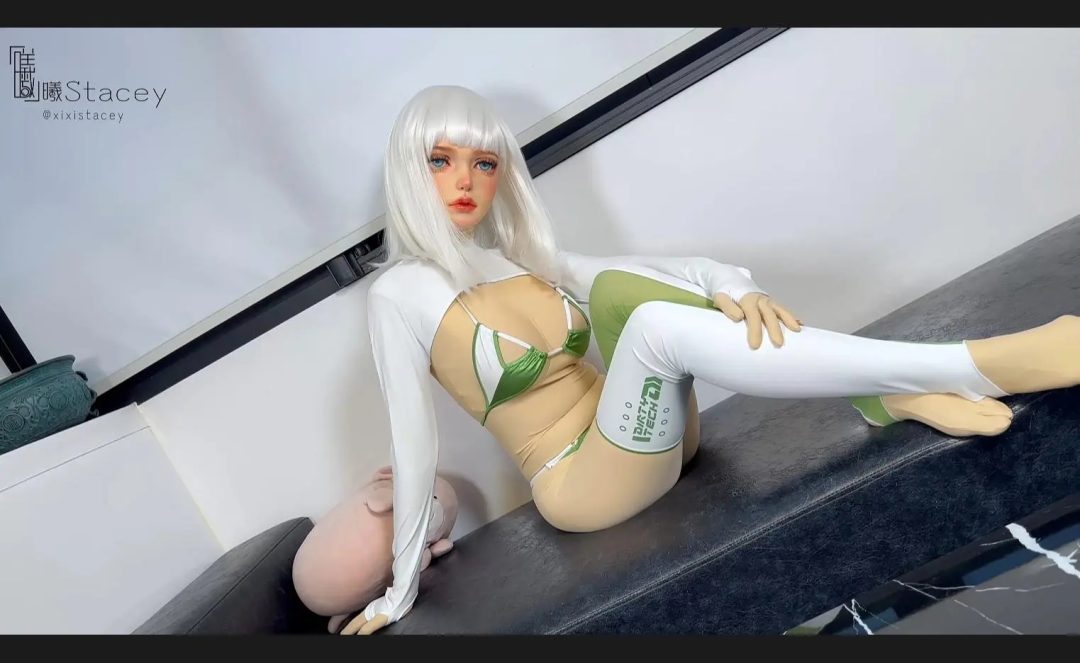 曦曦Stacey之甜美可爱の闺蜜小姐姐穿Zentai变身kigurumi真人娃娃初体验-7