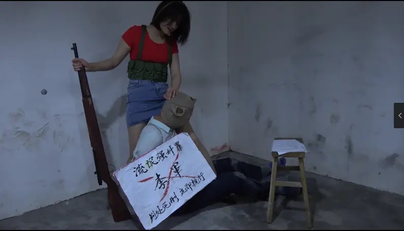 小偷入室捆绑非礼美女反转被擒拿-13