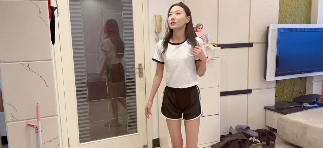 姐妹花丝袜调教(粉丝剧本)-4 姐妹花丝袜调教(粉丝剧本)-4