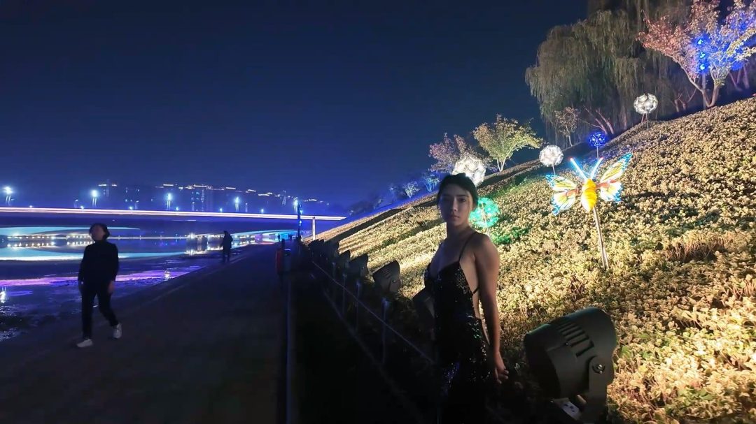 一绳所爱定拍，杨若琳户外散步，真空礼服，大腿紧缚，脚绑绳拷，扎带捆手，口球口水-8