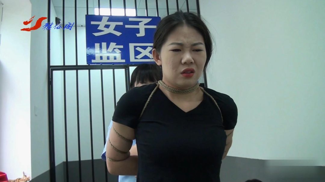 雅俗阁 刑场囧事（思婷·思语·思珊）-3