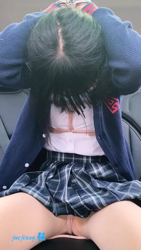 小舞羞耻的外出体验-3