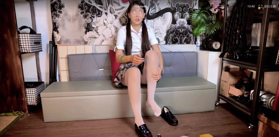 盲猜之惩罚一痛苦（电击鞭+打屁股）-1