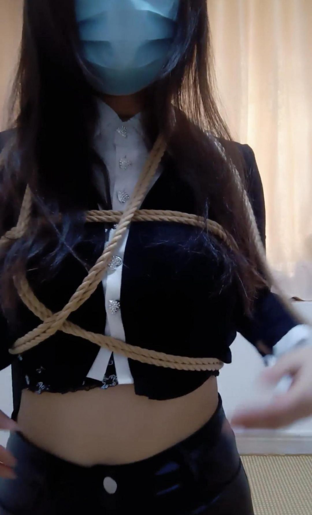 【佳怡】定拍 收到袜袜yw 后的调教 自我束缚和虎狼之词-4