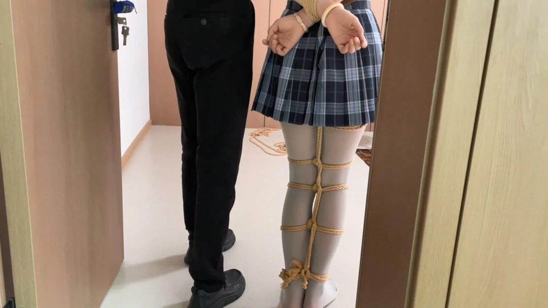 DID剧情片《租房有风险》（下）恩可主演，女孩被长时间捆绑监禁+酷刑折磨，榨干所有财产，被加固捆绑的她能否逃出生天？-3