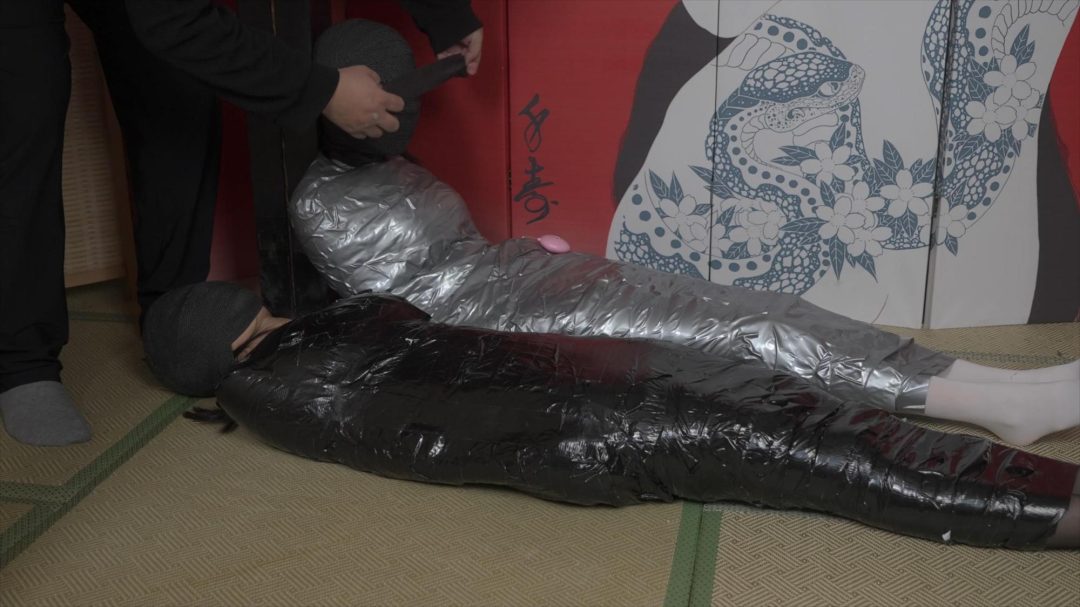 小0与嗷嗷的胶带全包地狱, 丝袜堵嘴 高跟鞋 白丝 木桩 眼罩 蒙眼 胶带 木乃伊 全包保鲜膜 百合女同 绑凳子 柱缚-4 小0与嗷嗷的胶带全包地狱, 丝袜堵嘴 高跟鞋 白丝 木桩 眼罩 蒙眼 胶带 木乃伊 全包保鲜膜 百合女同 绑凳子 柱缚-4