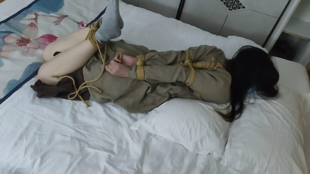 小悠直臂驷马挣扎-7