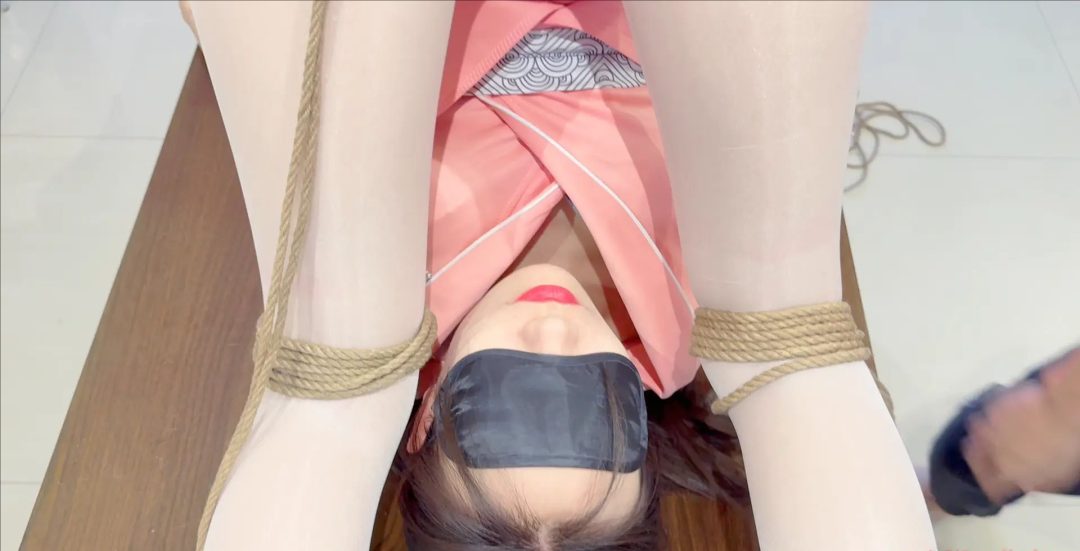 人体对折轻调-5