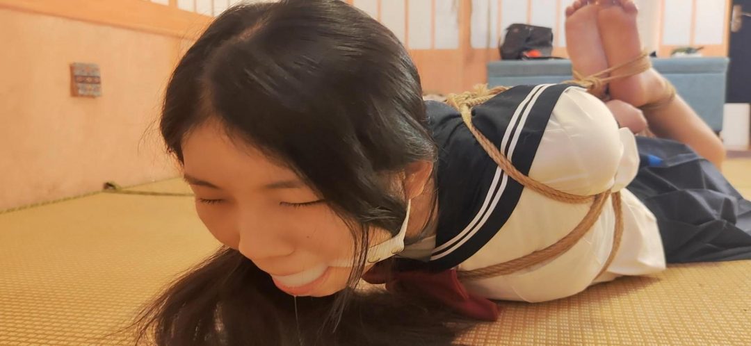 舞蹈生柔柔，大号口球《欧式直臂超紧驷马放置奔溃》嘴里塞了个大号的口球放置奔溃，房间能听到痛苦的挣吟-6