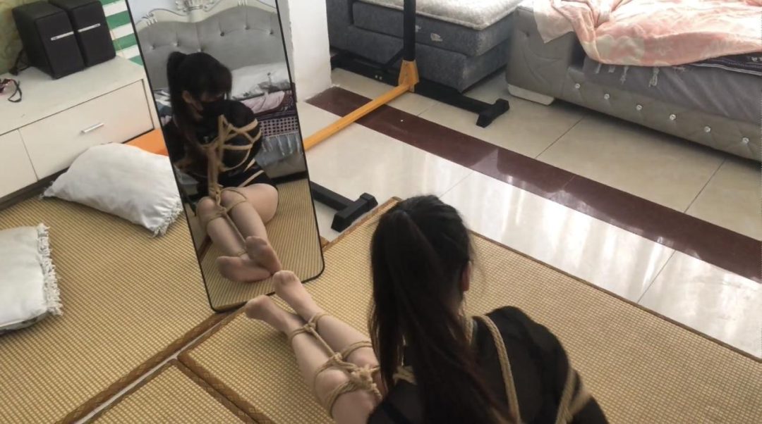 定拍很惨的缚 性感黑丝遮羞衣 超短裤 高跟鞋肉丝➕对镜拍➕日式捆绑➕吊缚-3 定拍很惨的缚 性感黑丝遮羞衣 超短裤 高跟鞋肉丝➕对镜拍➕日式捆绑➕吊缚-3