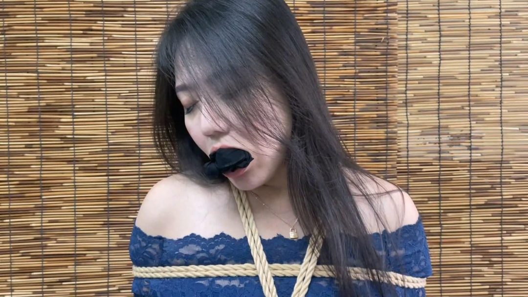 《遗产风波 中》母女逃脱遭遇意外，幕后黑手浮出水面，李然惨遭吴晗多重丝袜蒙堵猿轡-9