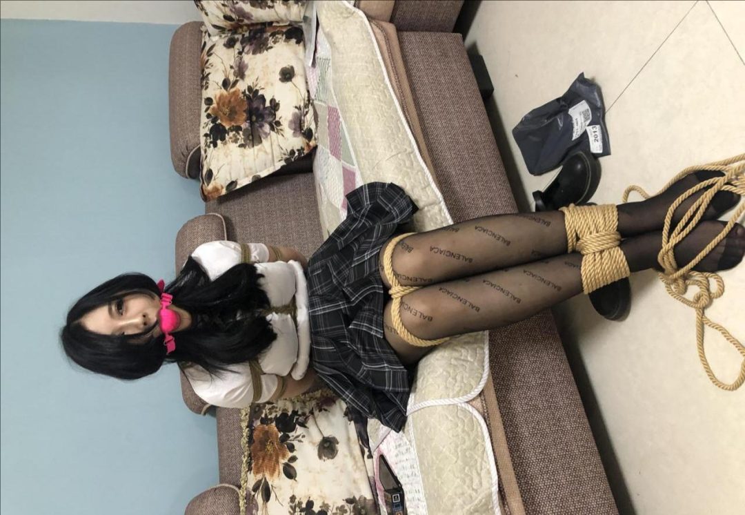 子矜工作室定拍《快递危机》网红模特小雅主演-6