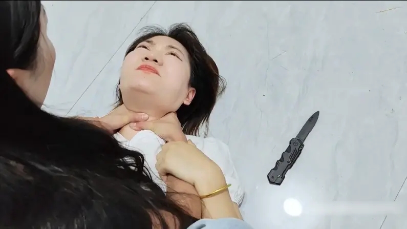 安然原创 女贼入室抢劫被反-3
