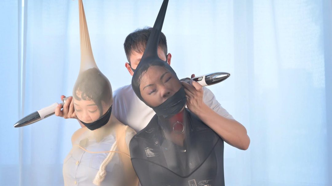 日系甜妹VS美系御姐，瘦弱甜妹捆绑丰满御姐！-6