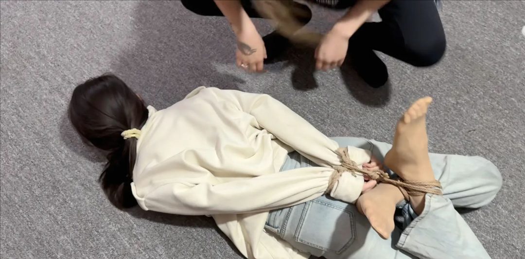 被霸凌到崩溃的瑾初（新模 瑾初）-3