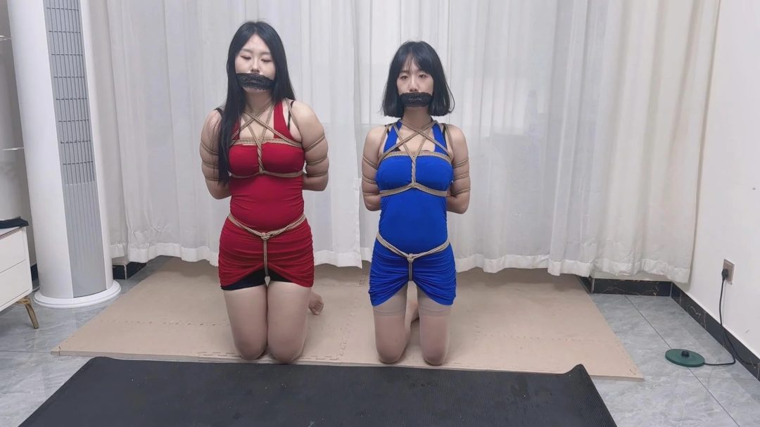 金宝定制作品：《姐妹游戏》中 两女自愿为奴接受TJ-4