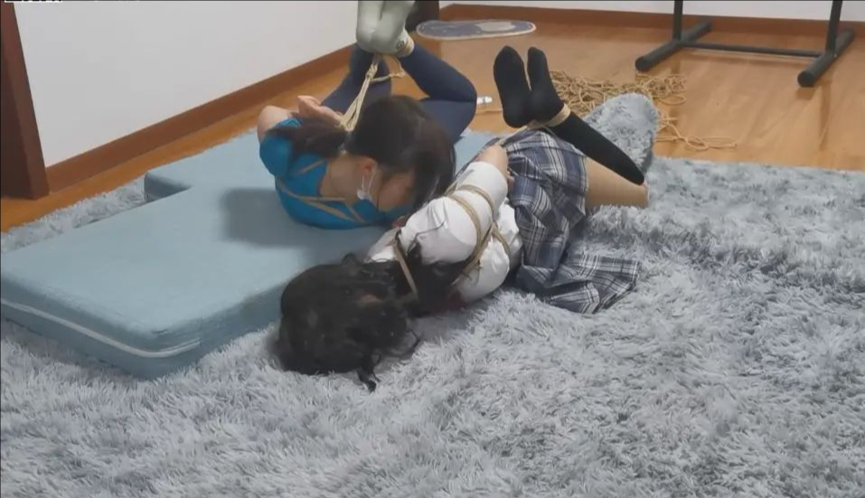 奥特曼：诗诗和她的小姐妹-1