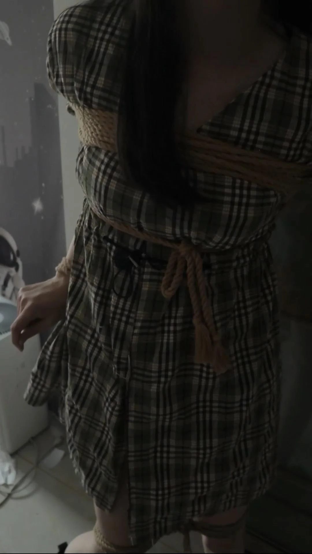 被绑在门边的挂件叶子与挂件-4