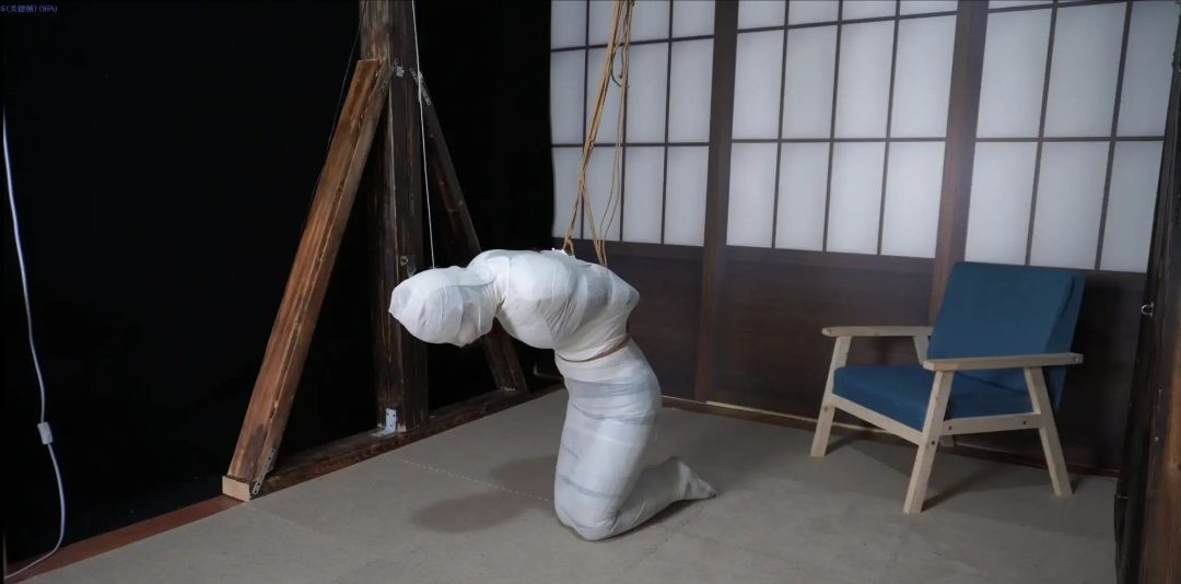 小欣紧缚之后绷带全包木乃伊-6