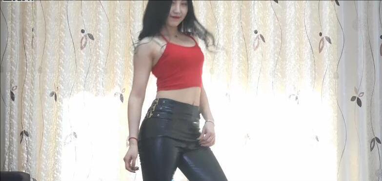 大美女琳琳捆绑舞蹈坐老虎凳-5
