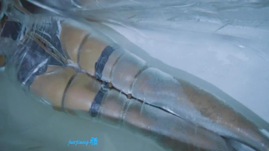 伊伊紧缚水压浴缸-3