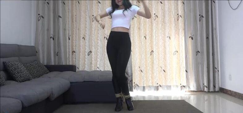 大美女琳琳捆绑舞蹈坐老虎凳-1