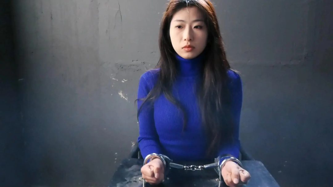《李璐的不归路》女白领李璐的没落-4
