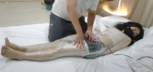 《少女遇难记》-入室绑架剧情+丝袜口罩封嘴+欧式直臂+驷马拉紧+TD+挠脚心+舔足+保鲜膜全包+双脚TK+乳夹+八字开腿+皮革拘束等等-8 《少女遇难记》-入室绑架剧情+丝袜口罩封嘴+欧式直臂+驷马拉紧+TD+挠脚心+舔足+保鲜膜全包+双脚TK+乳夹+八字开腿+皮革拘束等等-8