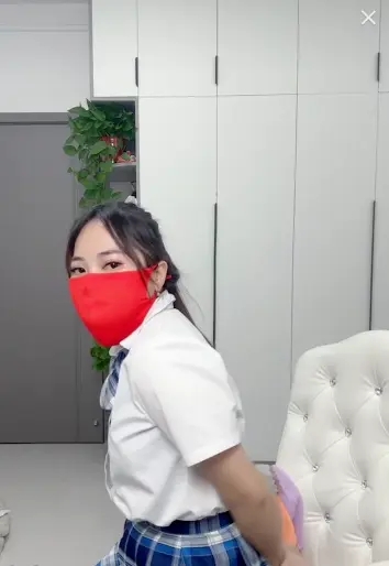 鱼糯糯 白丝女主播丝巾扎带自缚堵嘴蒙面-5