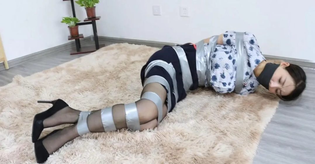 绑美女空姐柳洋：下集-7