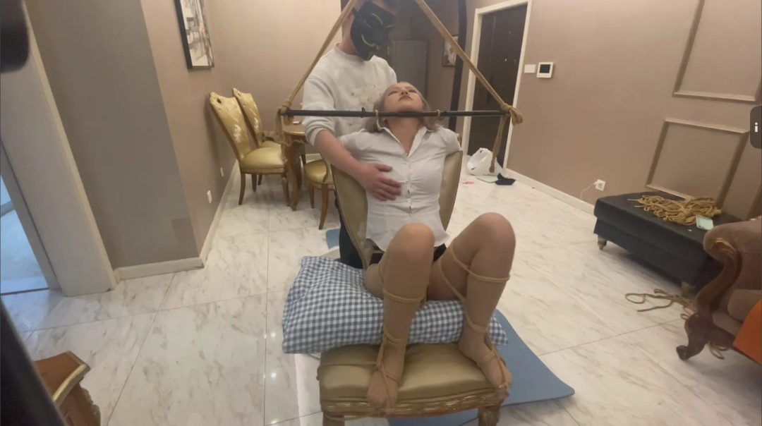 原创定转公 强制抬头 后手缚 脚心挠痒挑战 椅子禁锢抬头放置-6