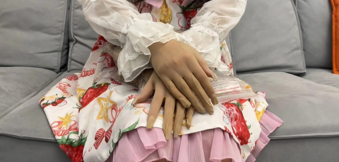 多层Zentai，从超薄到最后六层包裹，五官崩得失去直觉，说话呼吸都困难。-2