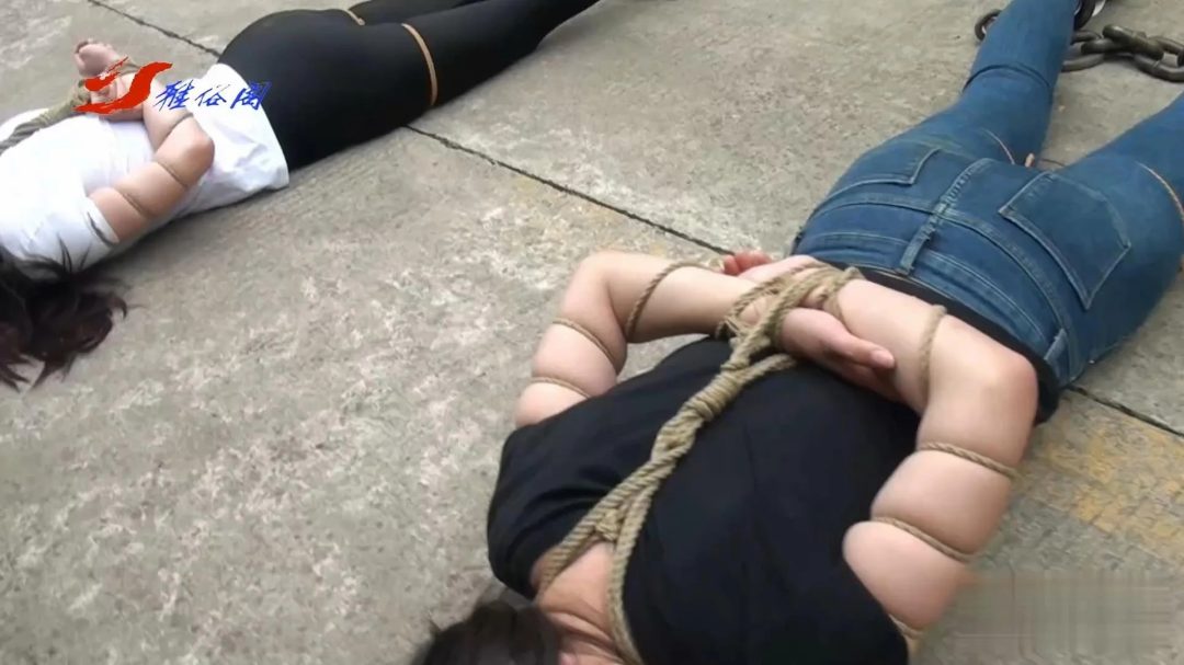 雅俗阁 刑场囧事（思婷·思语·思珊）-8