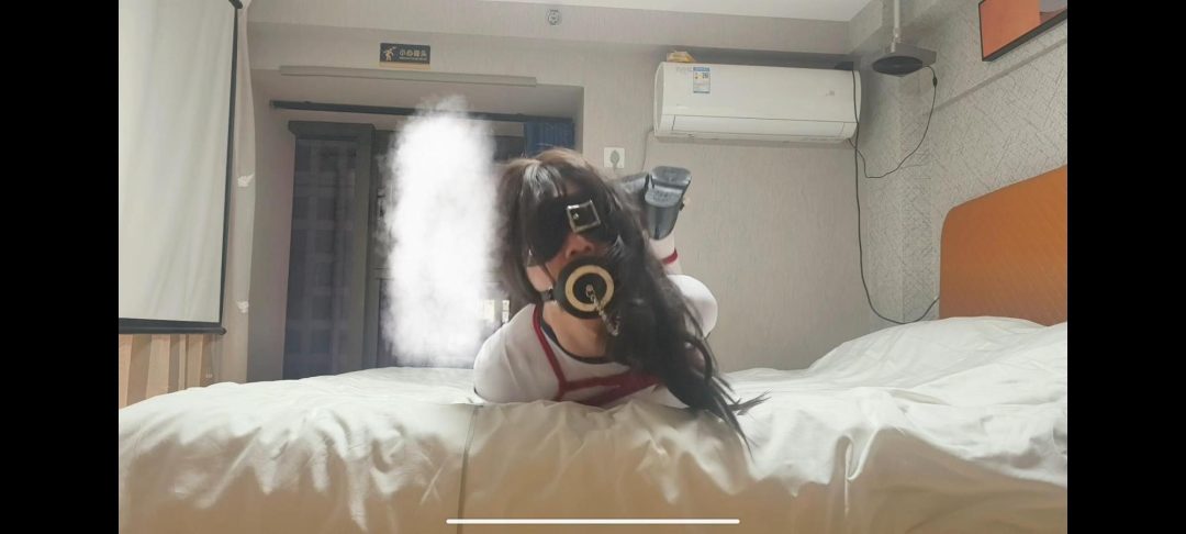 伪娘体操服挣扎 捂晕 蒙眼 伪娘 体操服-1