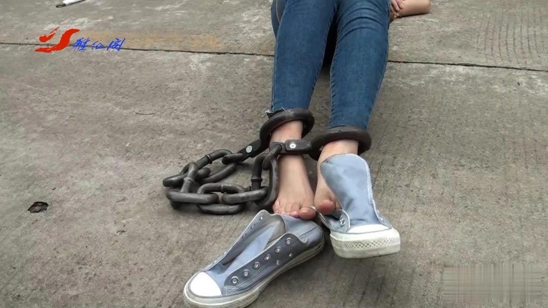 雅俗阁 刑场囧事（思婷·思语·思珊）-9