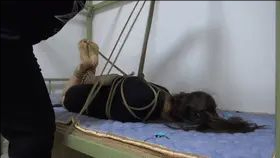 【佳怡】我被绑着直臂和驷马的姿势失去了反抗能力，全身发麻像成千上万只蚂蚁腰一样，新月锦上添花？对我进行tk 攻击-5