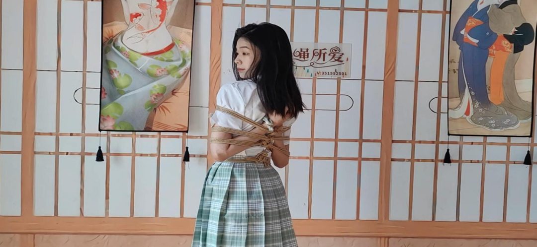 娜娜试镜《后手观音和超紧欧式直臂海老缚放置》及访谈-2